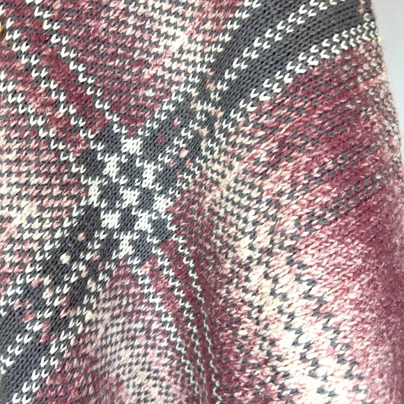 Liz Claiborne Chunky Wool Blend Poncho Women's Medium Sweater Cape Cozy Warm - Picture 2 of 7